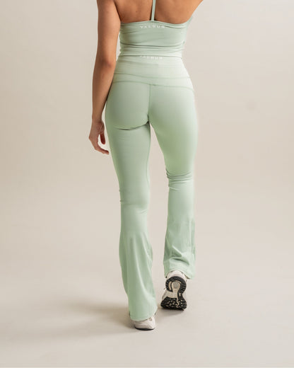 Flow Flare Leggings - Matcha