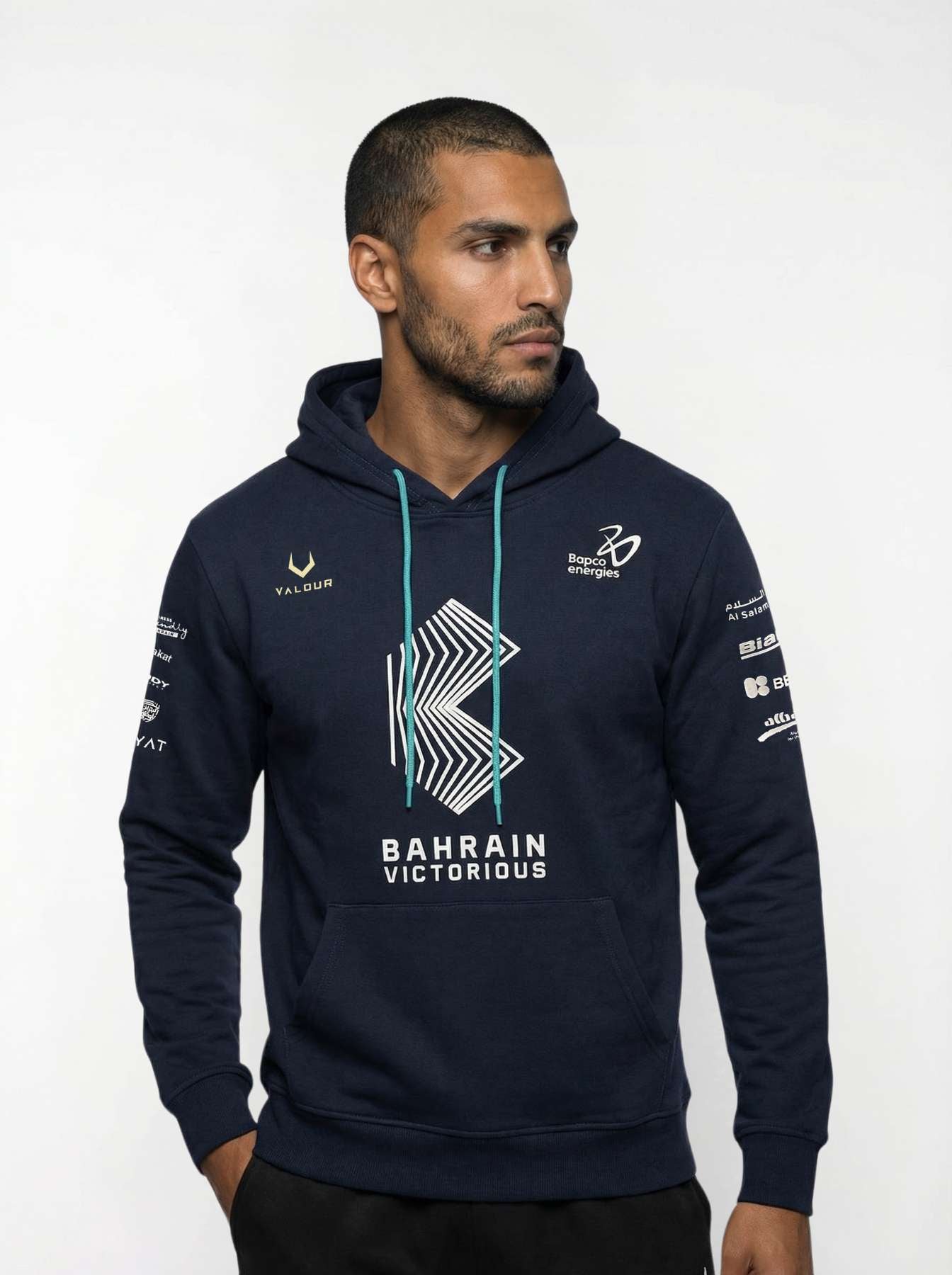 支給品　BAHRAIN VICTORIOUS　パーカー　バーレーン　フーディー薄 Bahrain Victorious – Valour Apparel