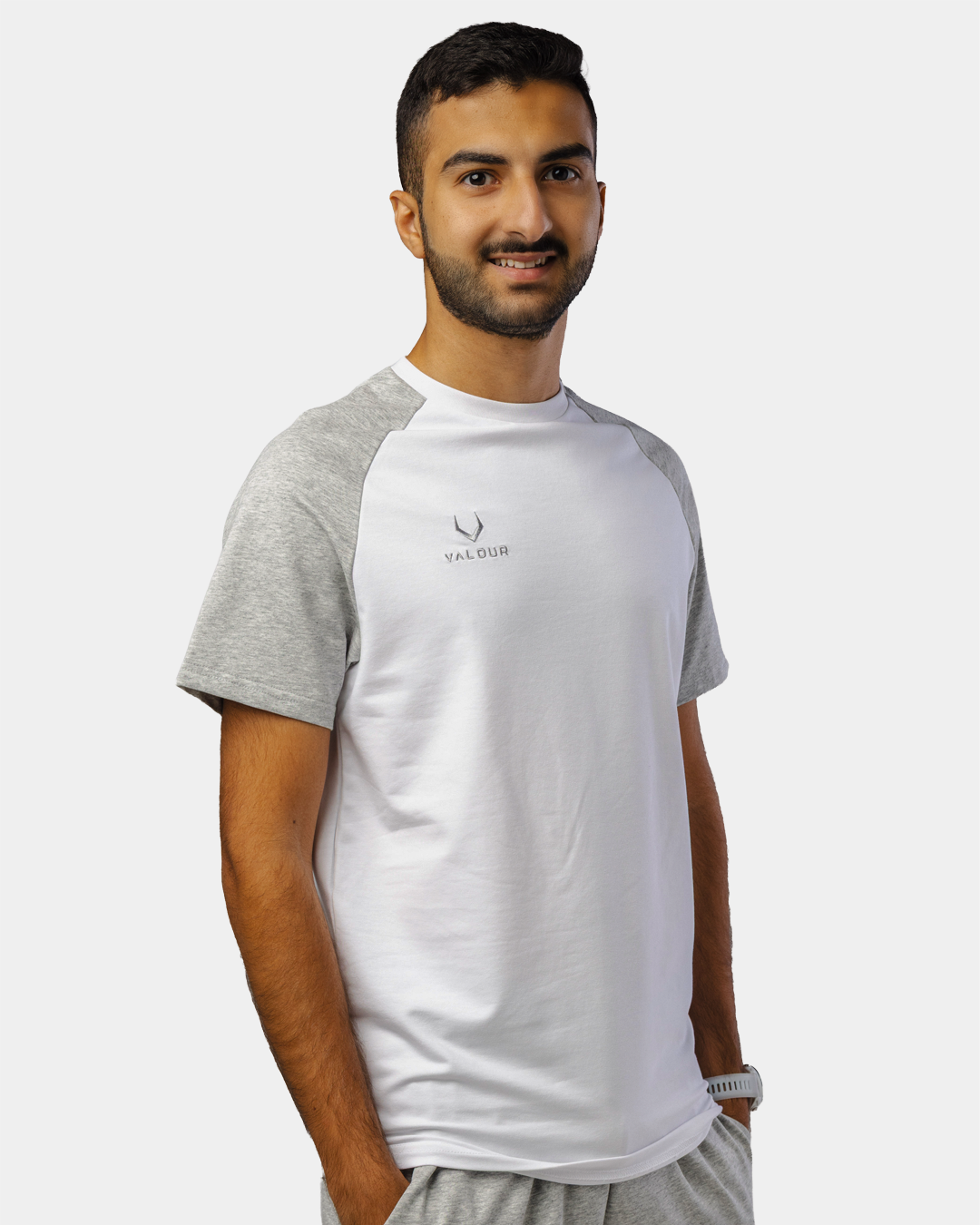 Fusion - Round Neck Top Raglan - White\Grey