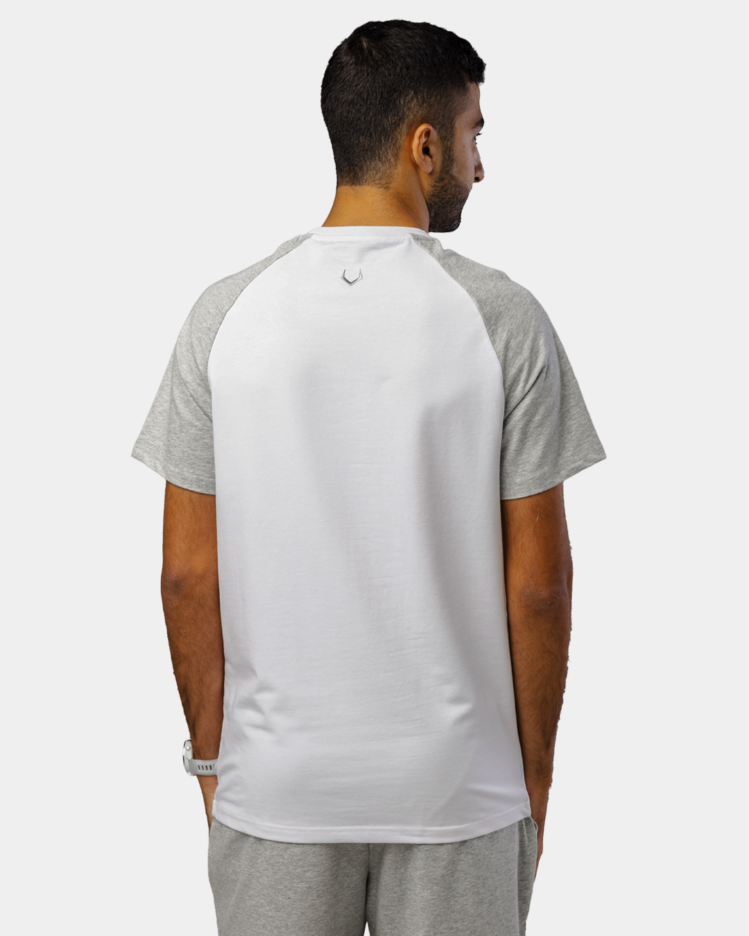 Fusion - Round Neck Top Raglan - White\Grey